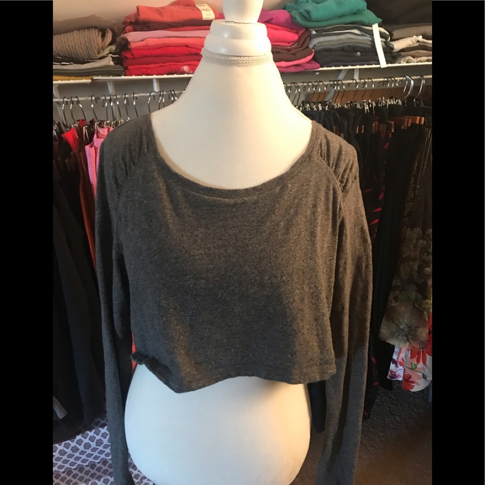 Zella long sleeve crop top